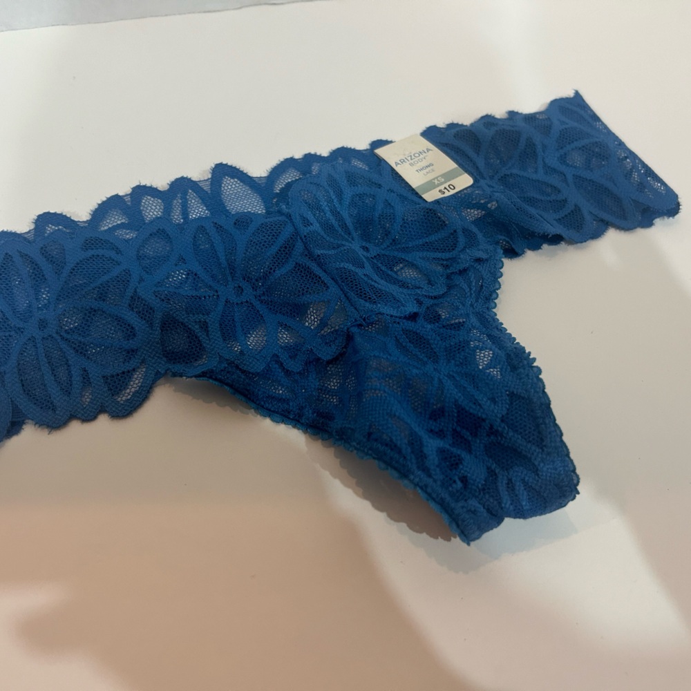 NEW with Tags Arizona Body Thong - XS